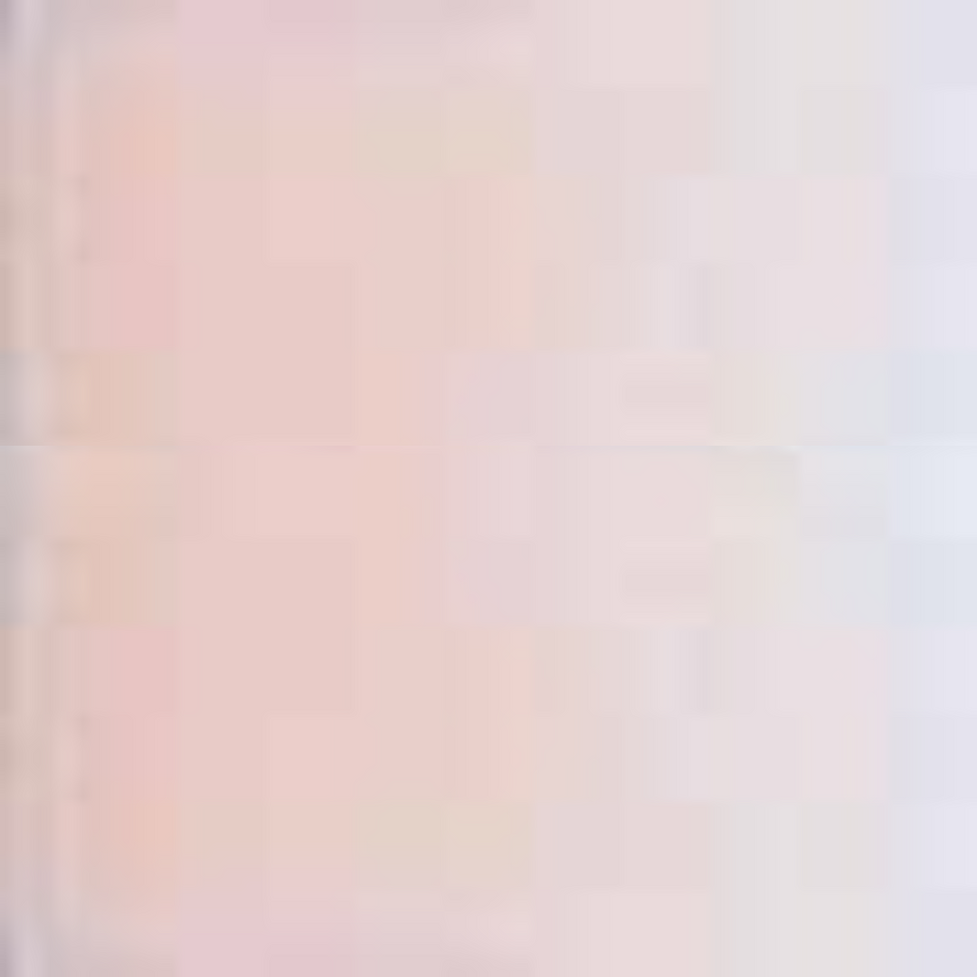 Shell Pink Holbein Artists' Colored Pencils