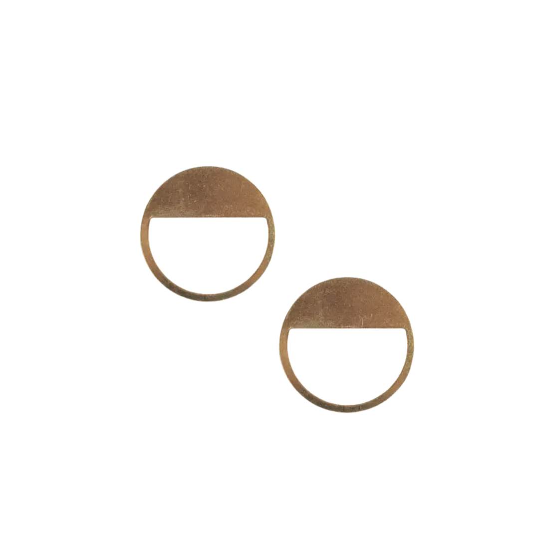 Cut Out Circle Post