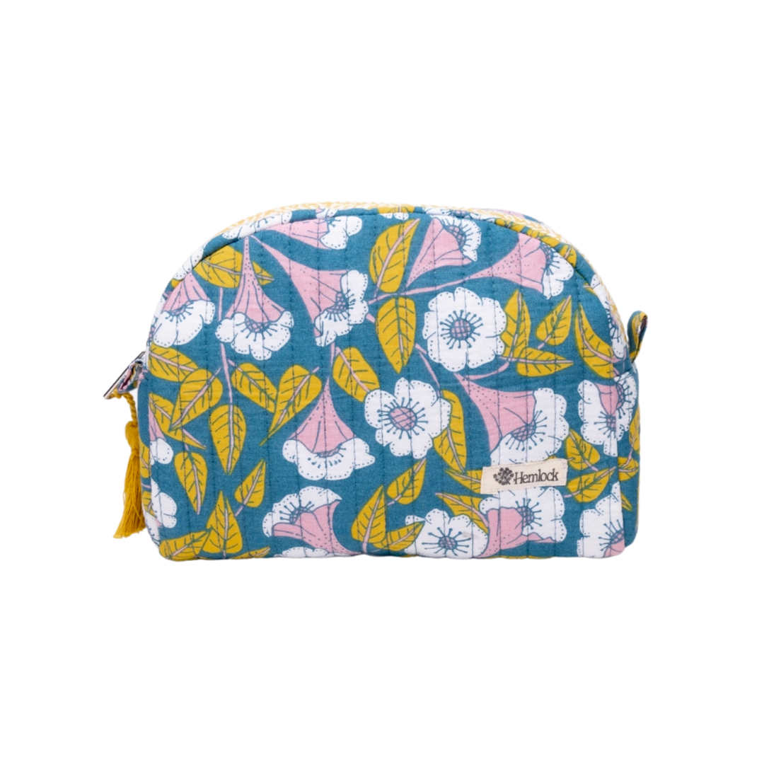 Evangeline Small Quilted Scallop Zipper Pouch