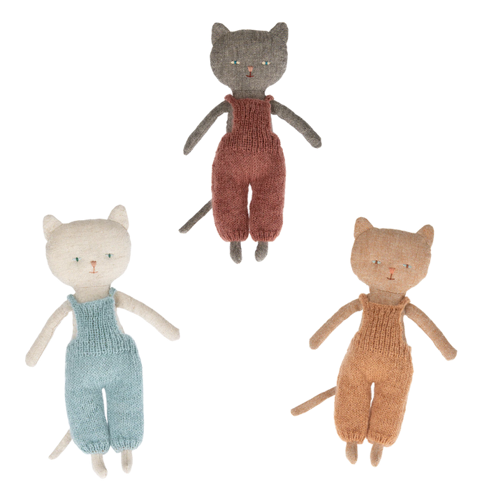 Chatons Kitten in Overalls