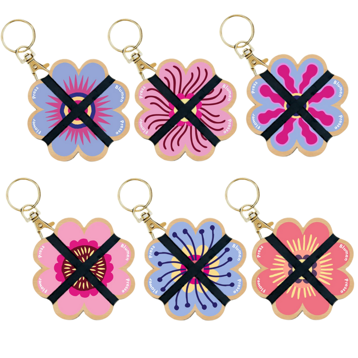 Keyring Flower Press - Assorted Pinks & Blues