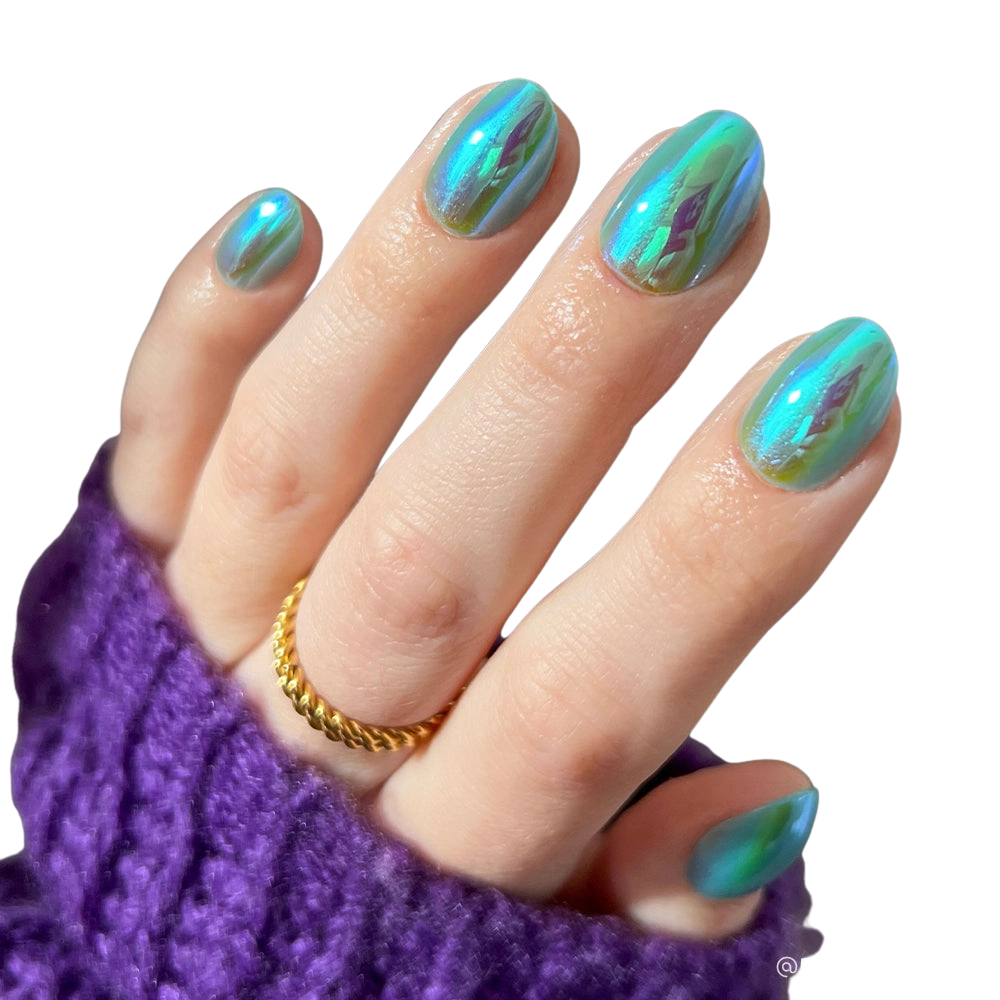Siren Short Oval Press-On Nails