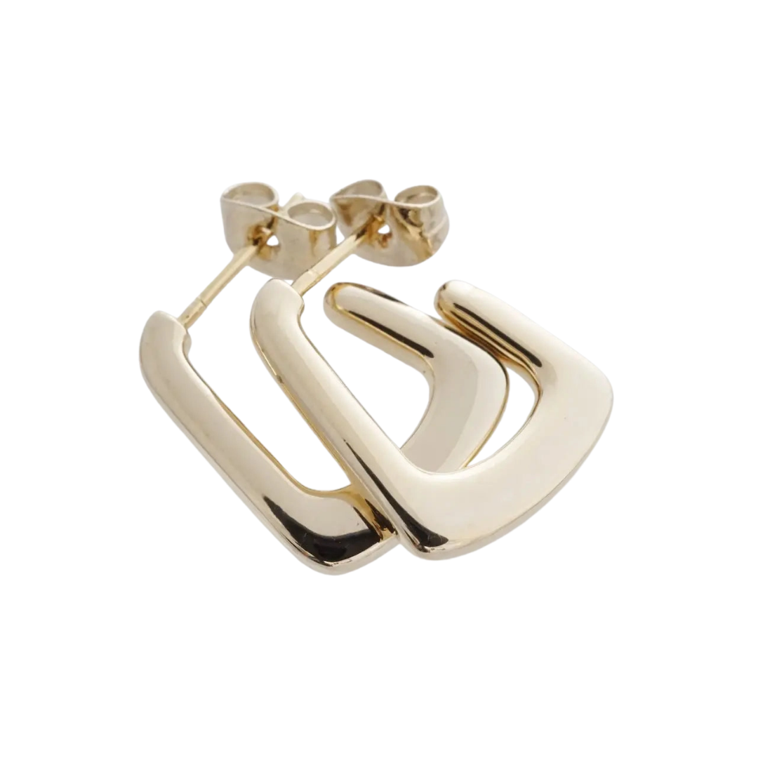 Demi Hoops