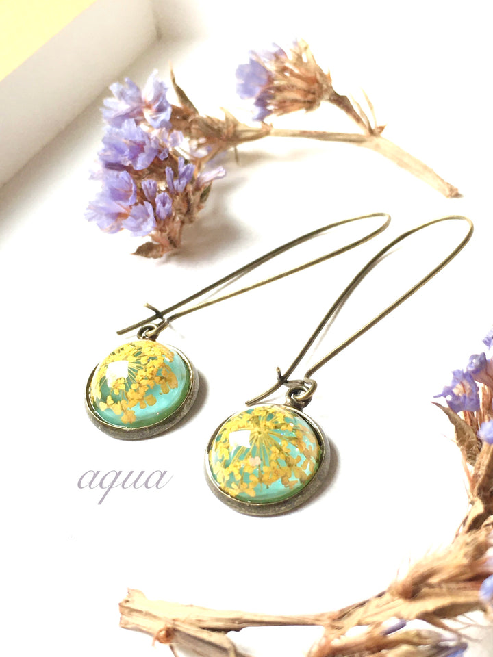 Queen Anne's Lace Small Resin Drop Earrings