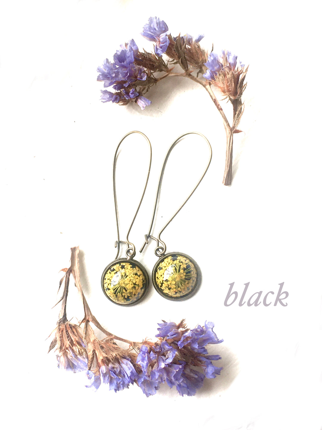 Queen Anne's Lace Small Resin Drop Earrings