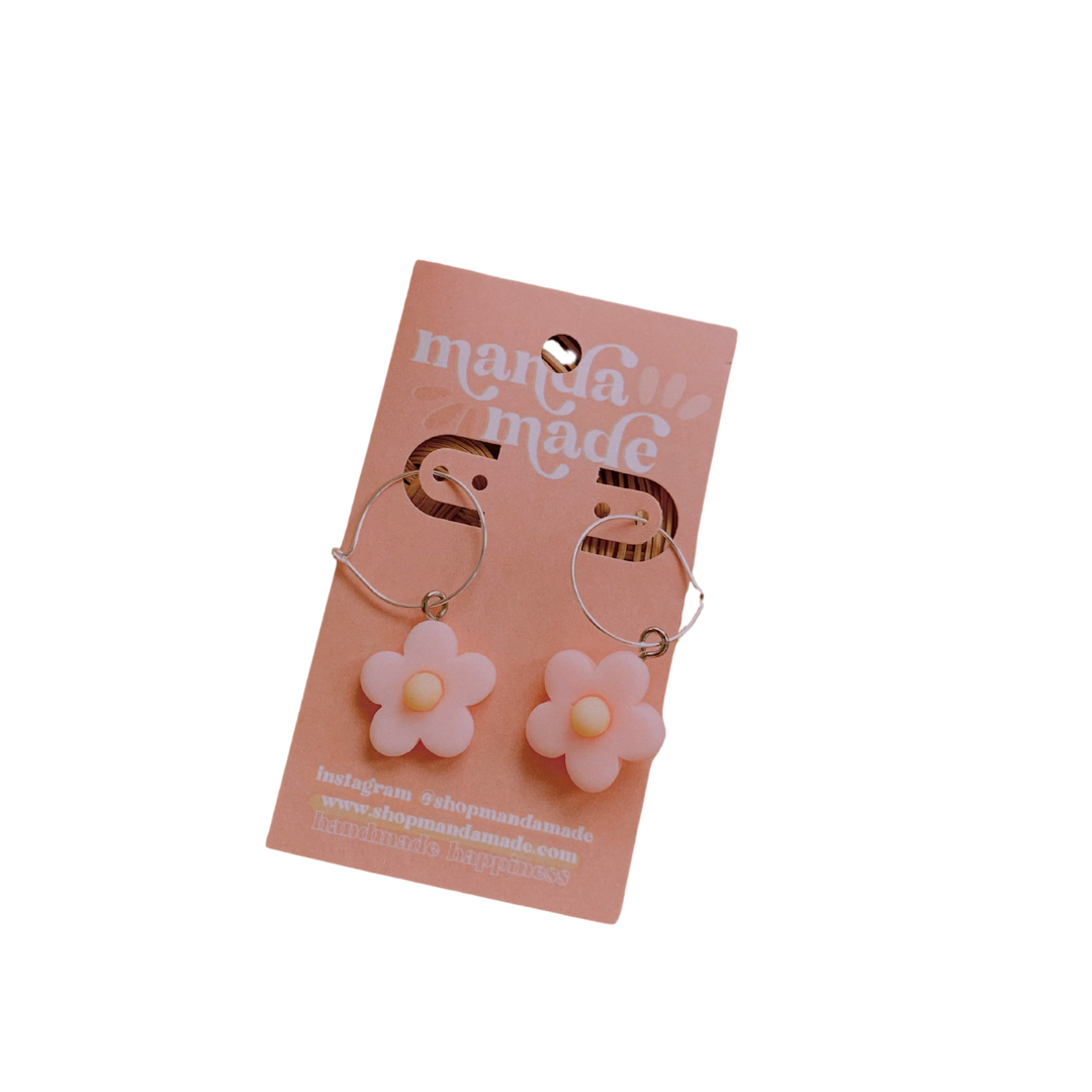 Dippin' Daisy Hoops