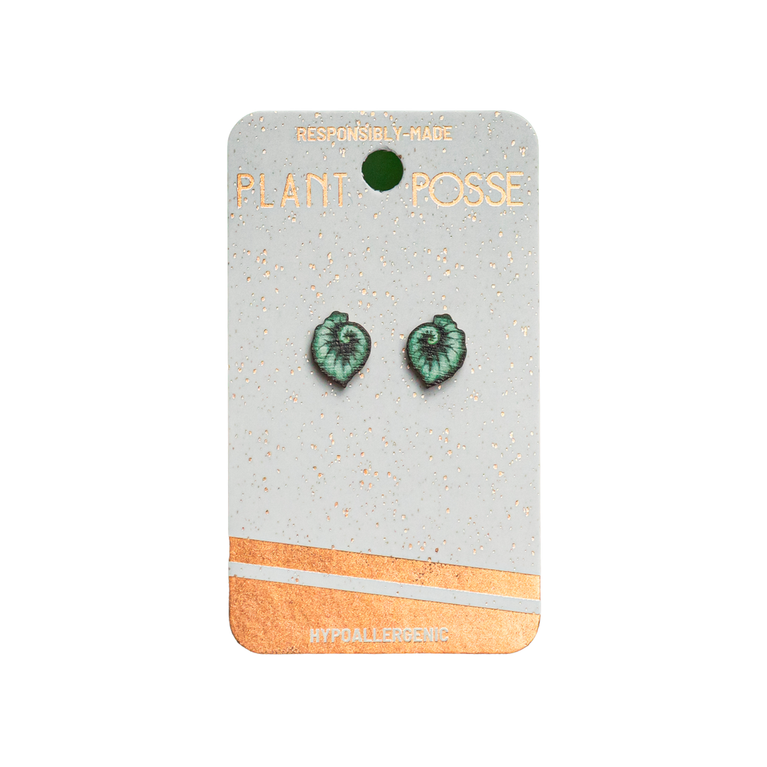 Escargot Begonia Stud Earrings