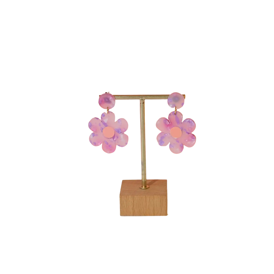 Daisy Acrylic Dangle Earrings in Purple Haze