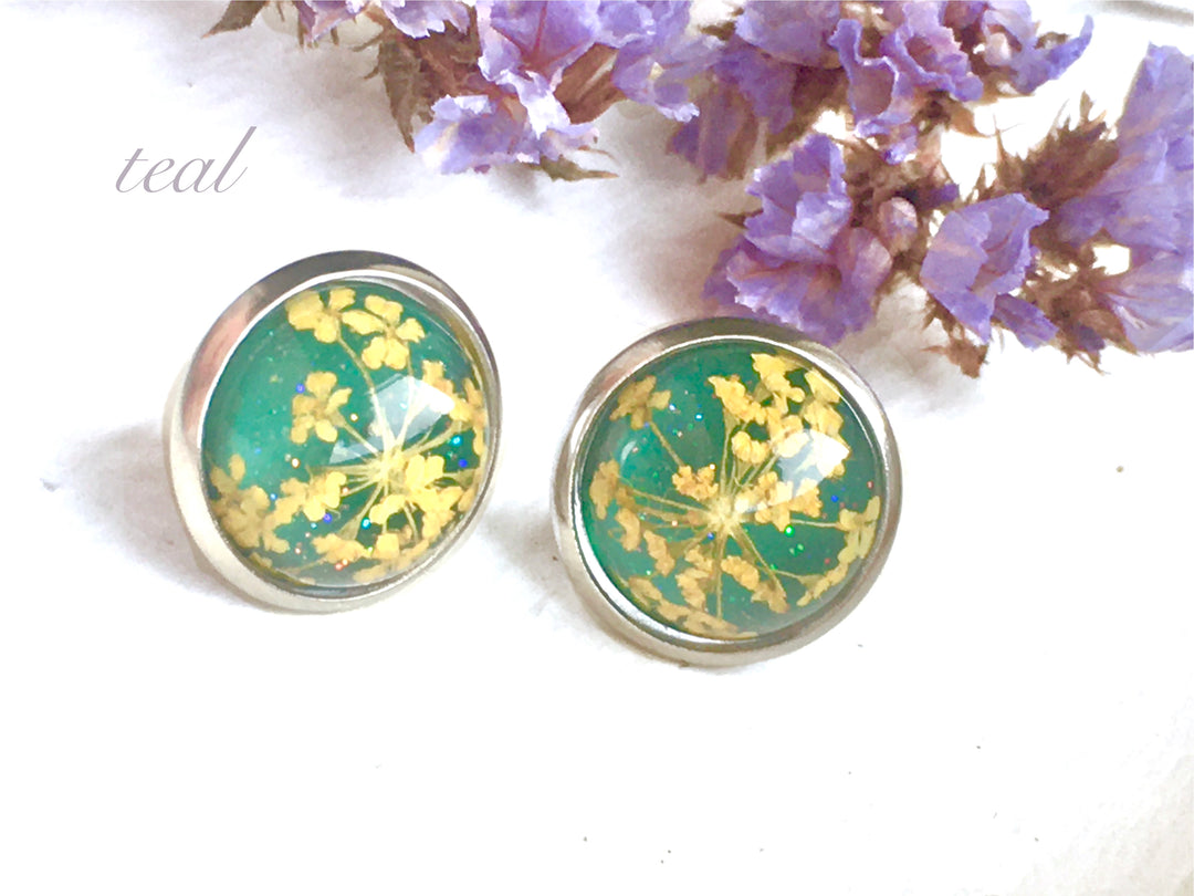 Queen Anne's Lace Resin Studs