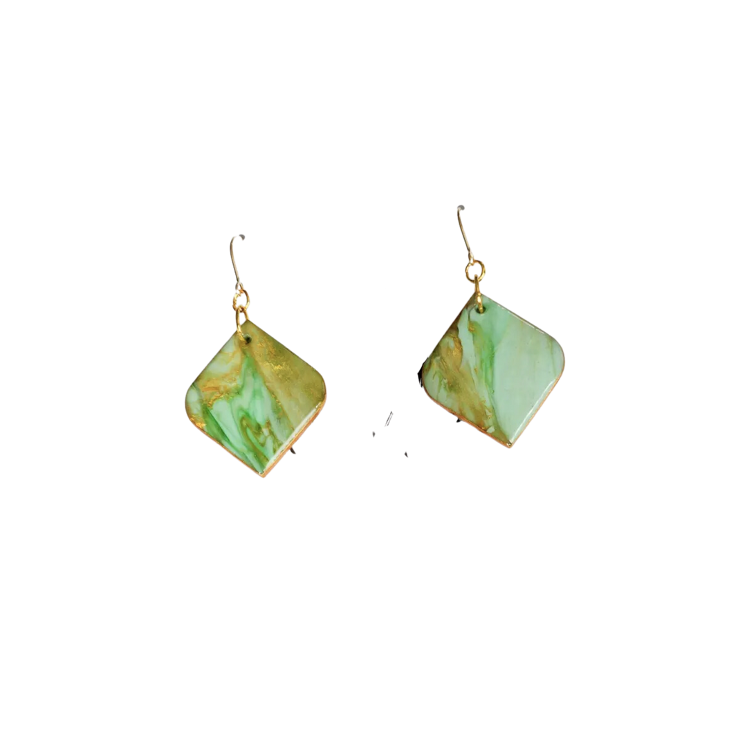 Faux Jadeite Diamond