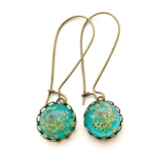 Queen Anne's Lace Small Resin Drop Earrings