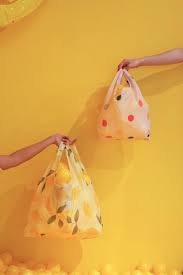 Twist & Shout Bag - Squeeze the Day