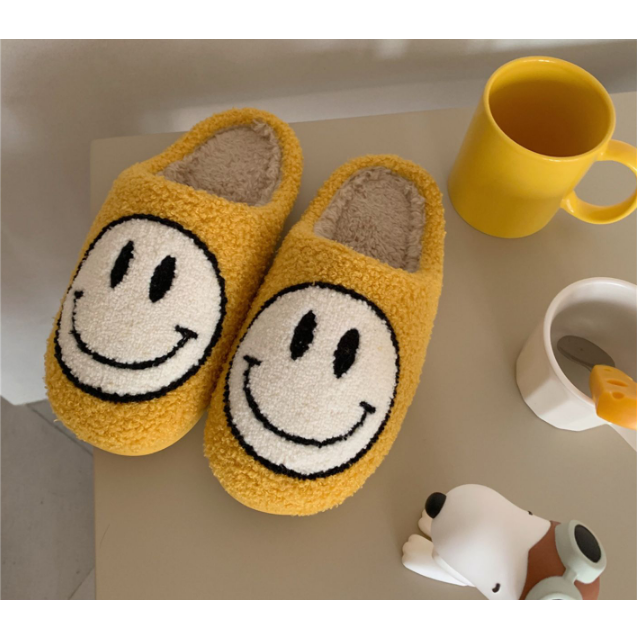 Retro Smile Face Soft Plush Slippers | Yellow-White