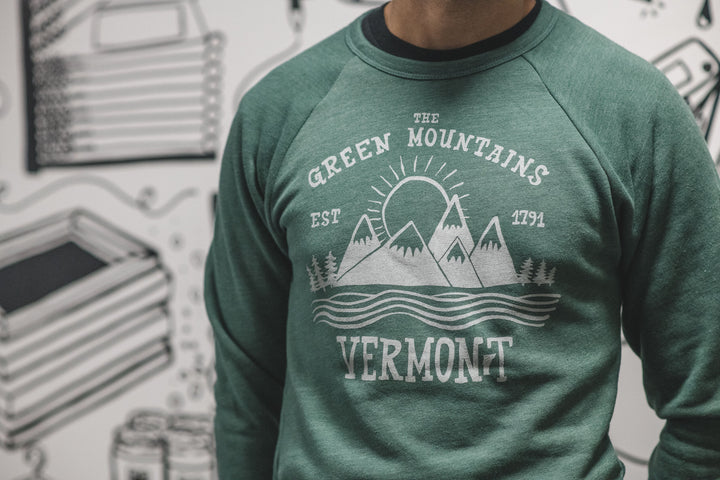 Green Mountains Crew Neck Sweatshirt Green