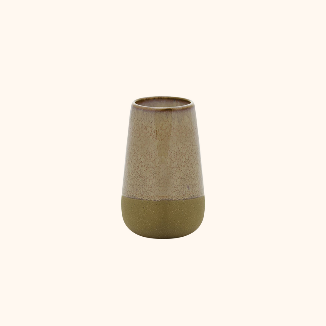 Kin 10 oz. Ceramic Candle