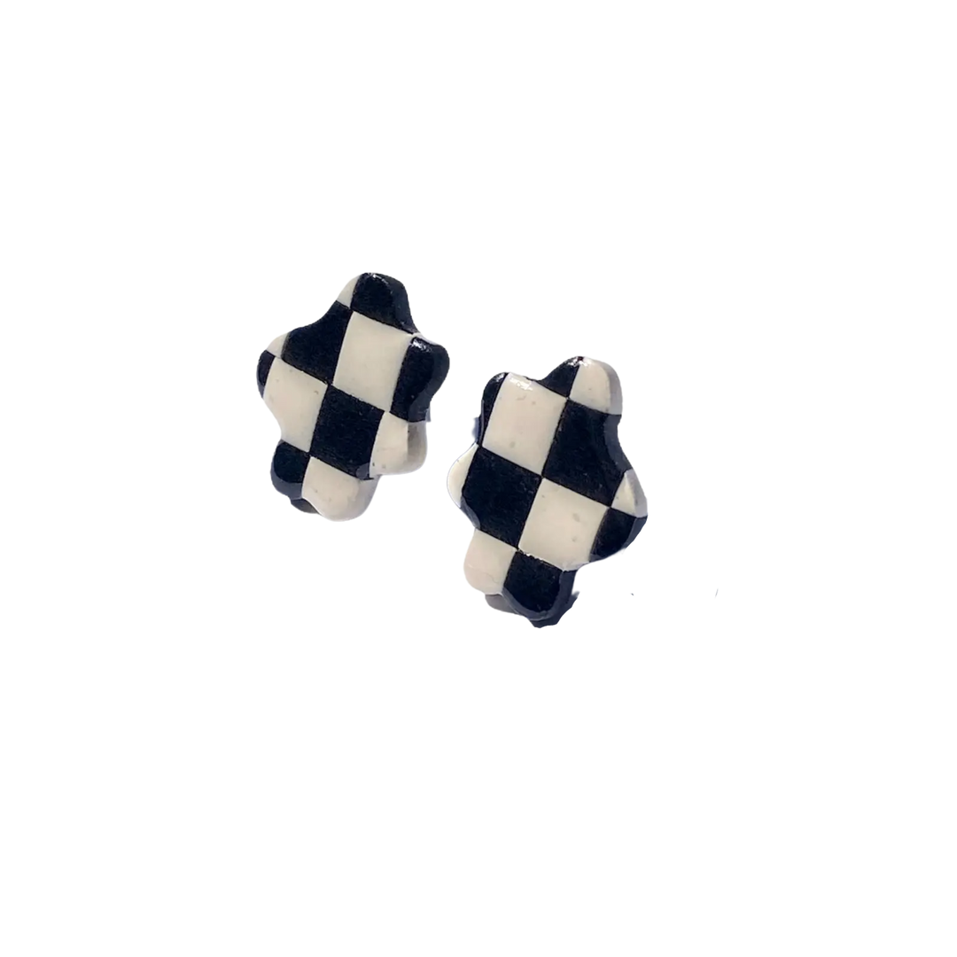 Wobbly Stud Earrings